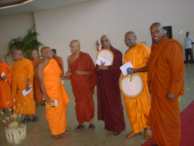 at BMICH ith some Nayaka theros -vesak day 2006.JPG